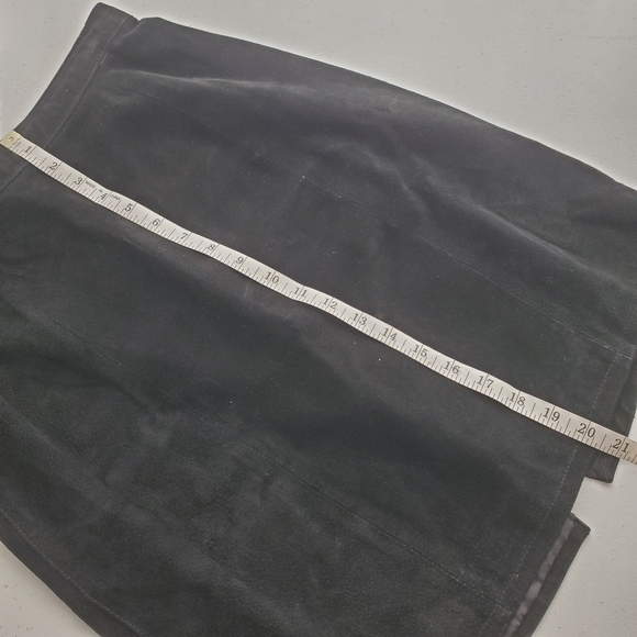 G-iii 27 Black leather Pencil Skirt Back zip‎ lined - Picture 5 of 8